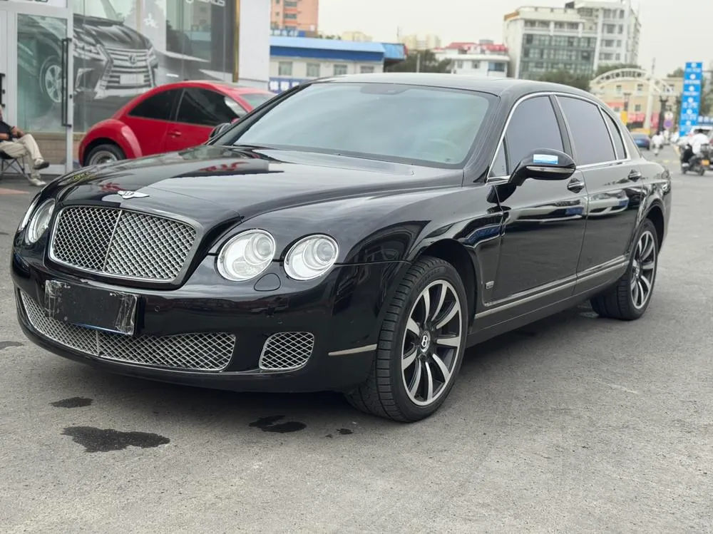 Bentley Flying Spur 6.0T Auto 4WD 5 Seater Parallel Import, 2012 — фото 1