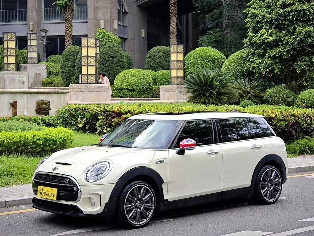 MINI CLUBMAN 2.0T COOPER S Artist, 2018 — фото 1