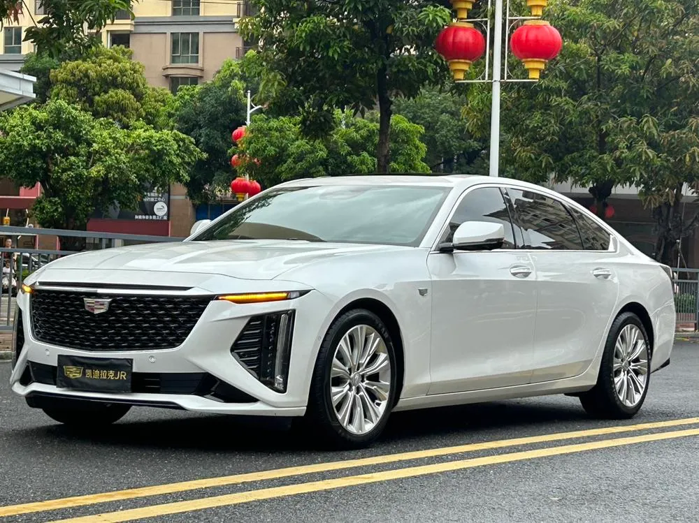 Cadillac CT6 28T Gold Edition, 2023 — фото 1