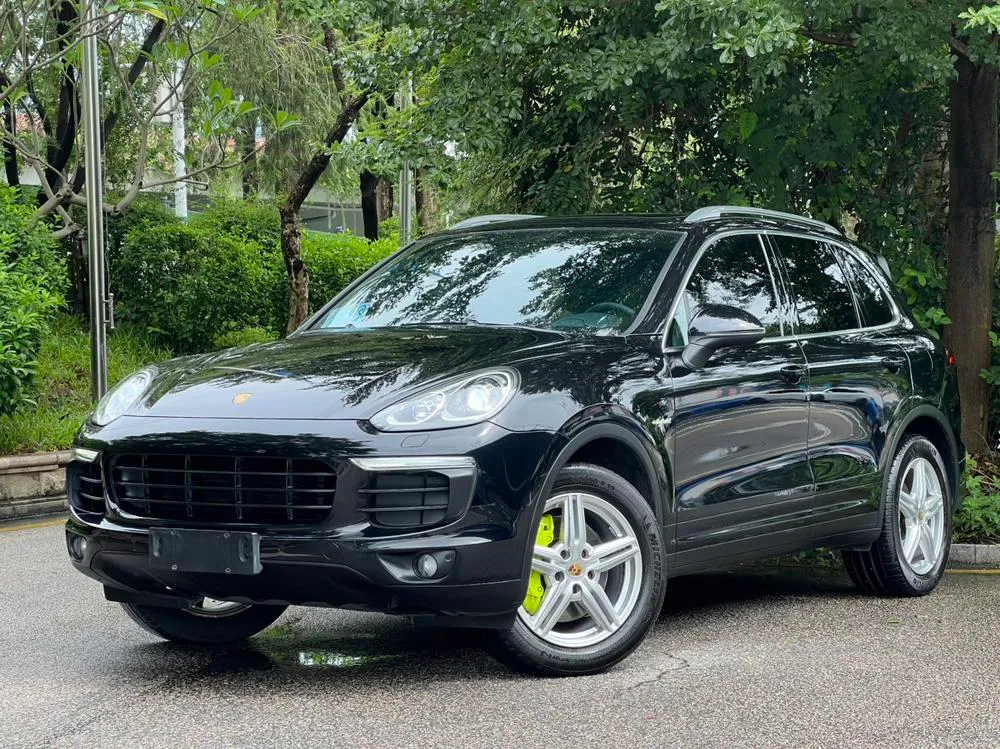 Porsche Cayenne E-Hybrid, 2016
