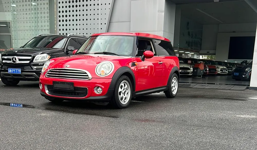 MINI CLUBMAN, 2011