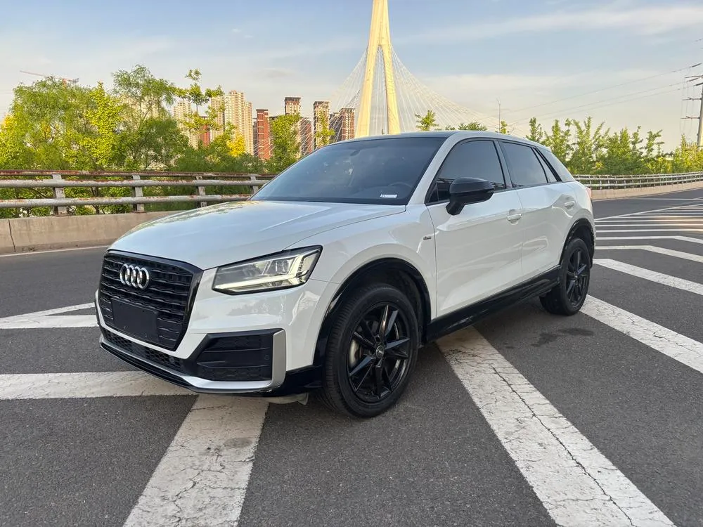 Audi Q2L, 2020