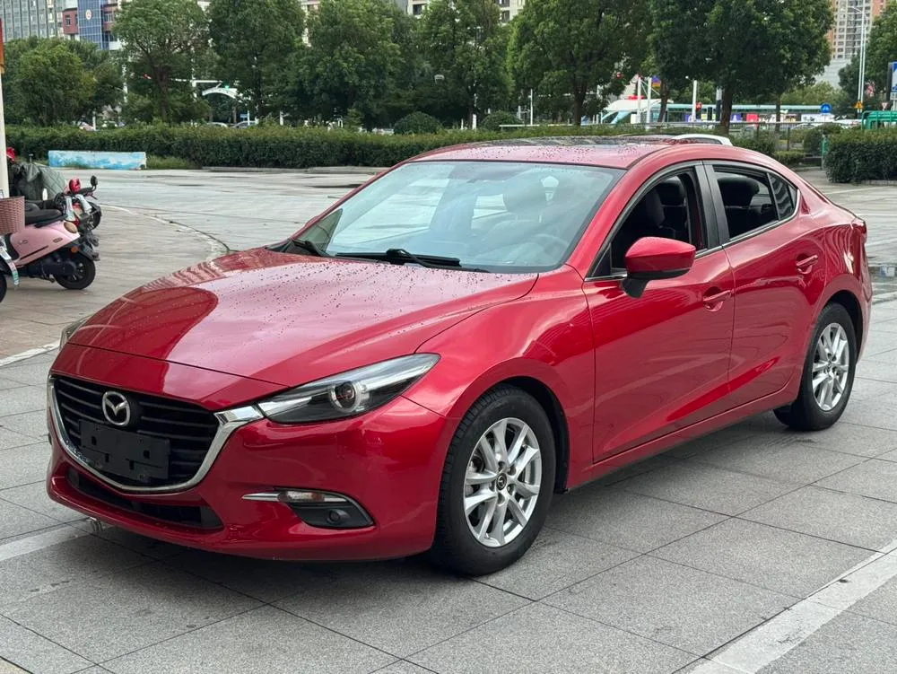 Mazda 3 Axela Sedan 1.5L Auto Luxury Version CN5, 2017 — фото 1