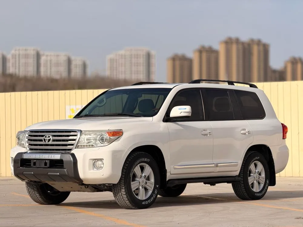 Toyota Land Cruiser, 2012