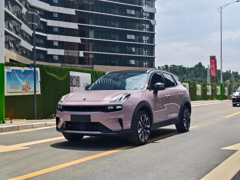 Lynk & Co 06, 2021