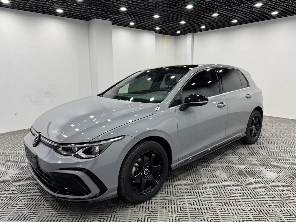 Volkswagen Golf, 2021