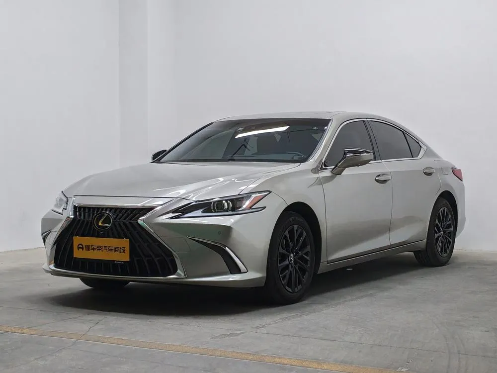 Lexus ES, 2024