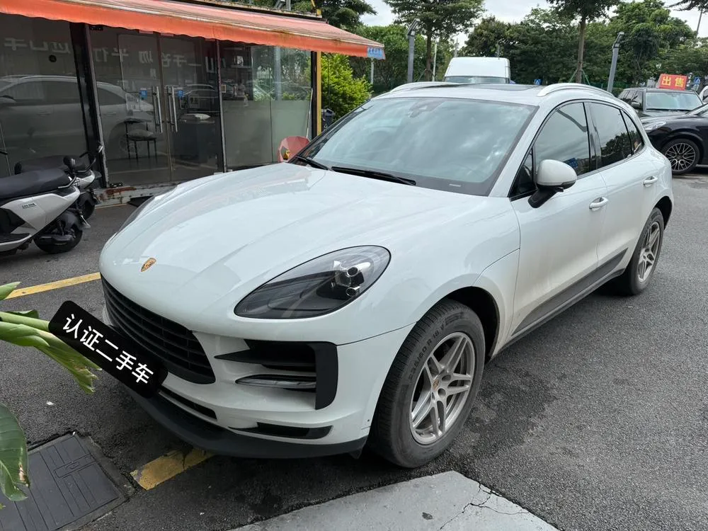 Porsche Macan, 2021