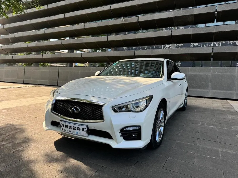 Infiniti Q50L, 2016