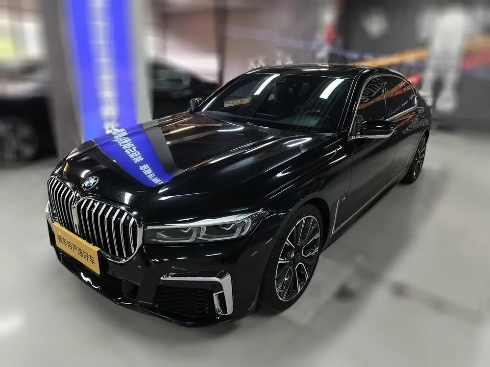 BMW 7-Series 740Li Leading Version M Sport, 2021 — фото 1