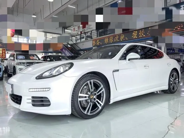 Porsche Panamera, 2016