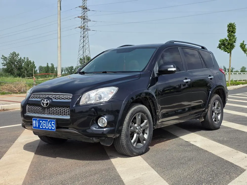 Toyota RAV4, 2013