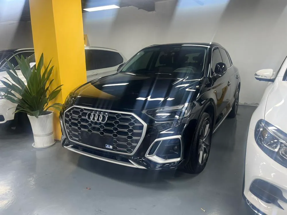 Audi Q5L 45T Luxury Version, 2022 — фото 1