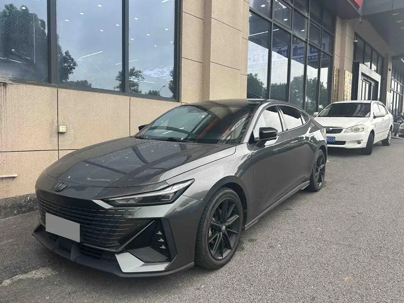Changan UNI-V, 2023