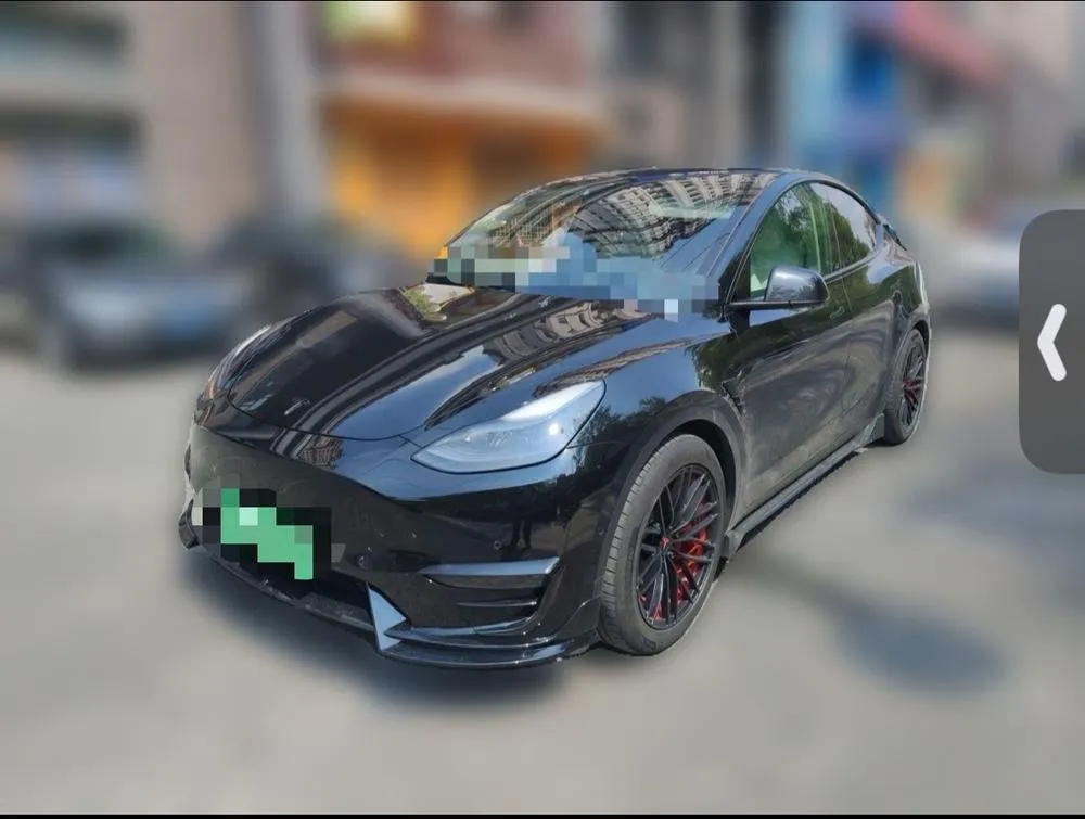 Tesla Model Y, 2021