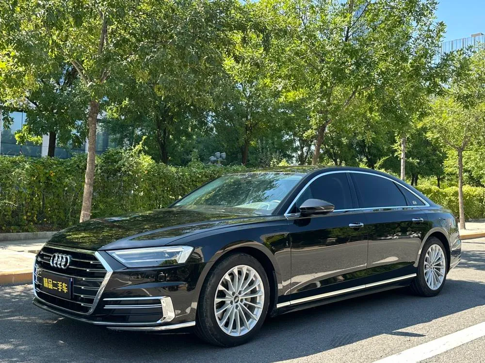Audi A8, 2021
