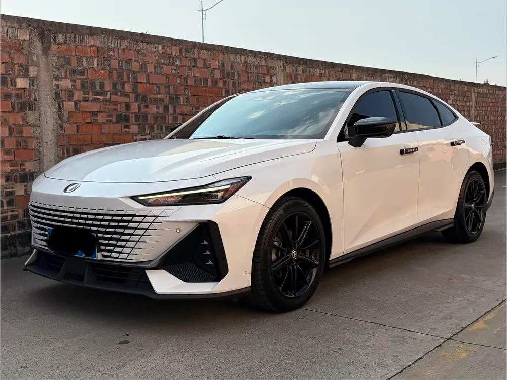 Changan UNI-V, 2023