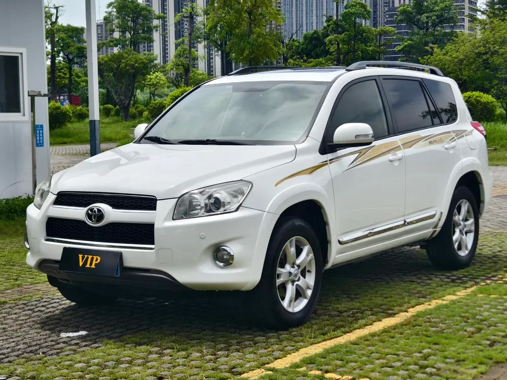 Toyota RAV4, 2012