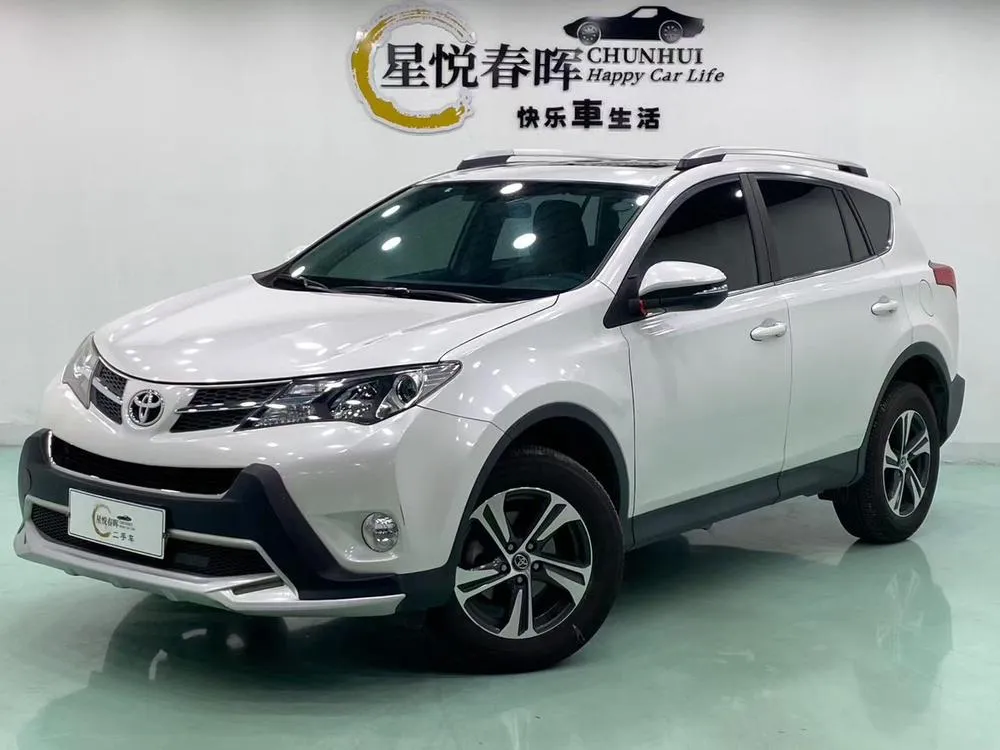 Toyota RAV4, 2015