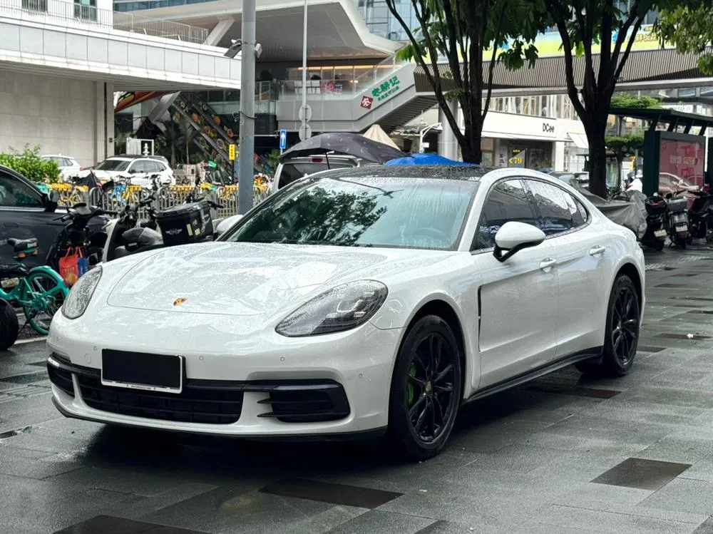 Porsche Panamera, 2017