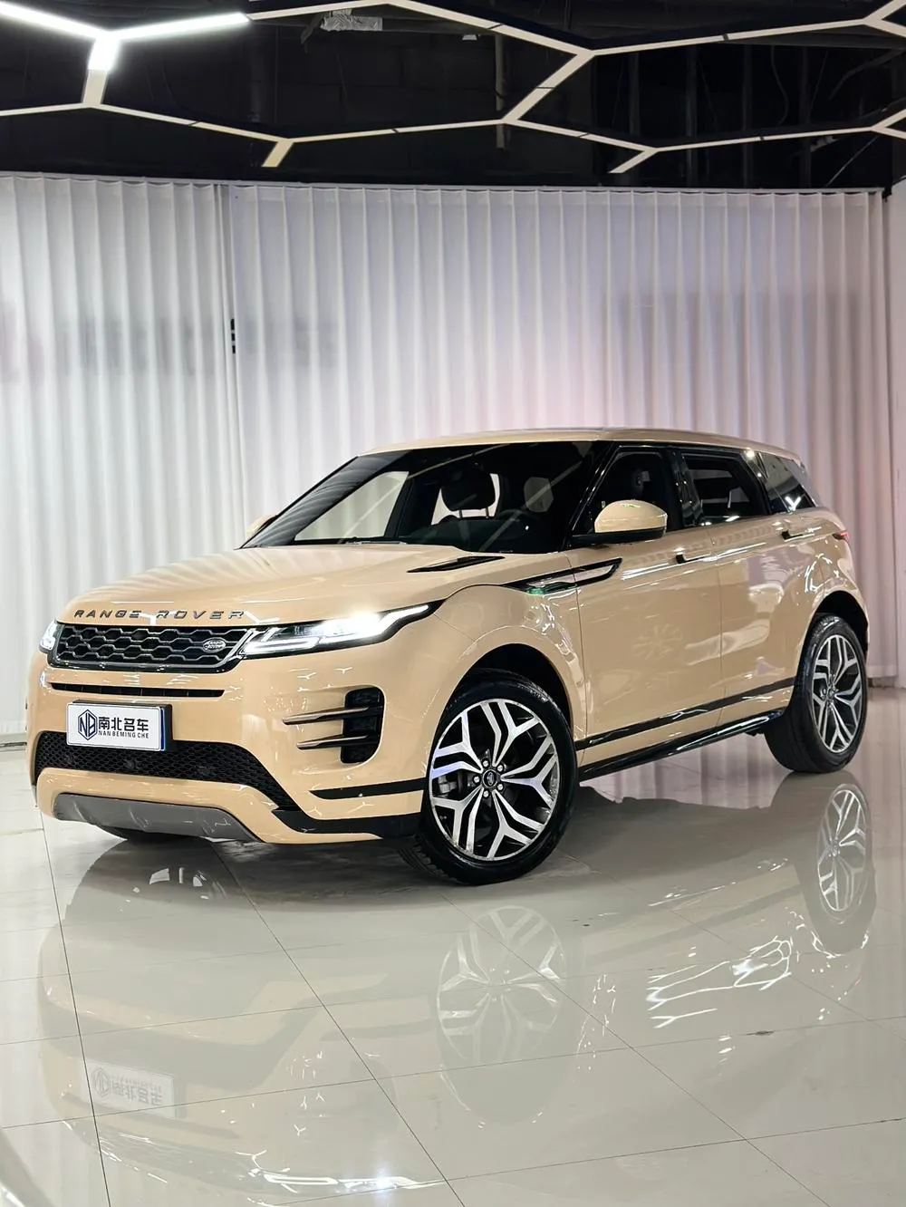 Land Rover Range Rover Evoque 249PS R-DYNAMIC S Sport Edition, 2020 — фото 1