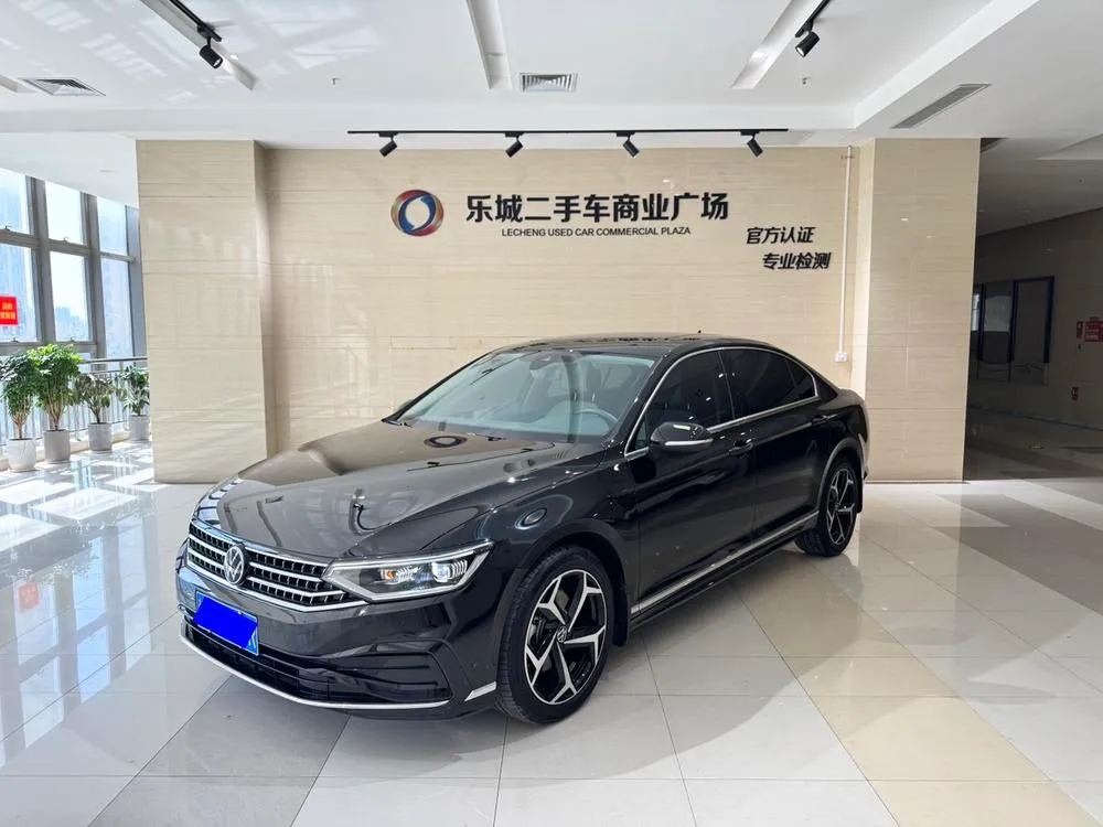 Volkswagen Magotan, 2025