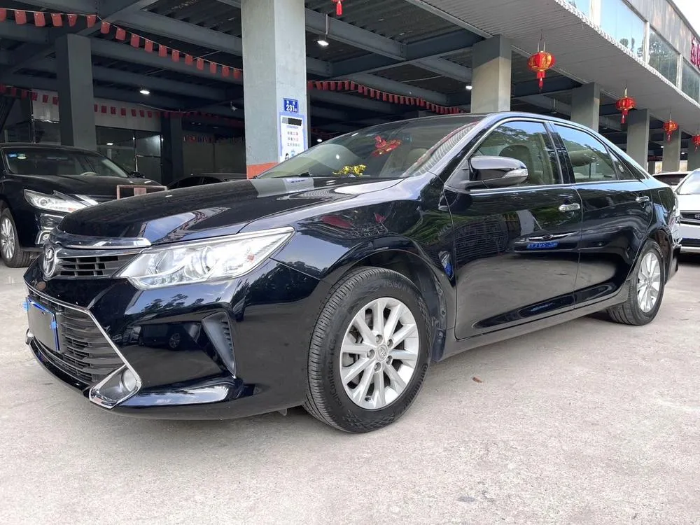 Toyota Camry, 2015