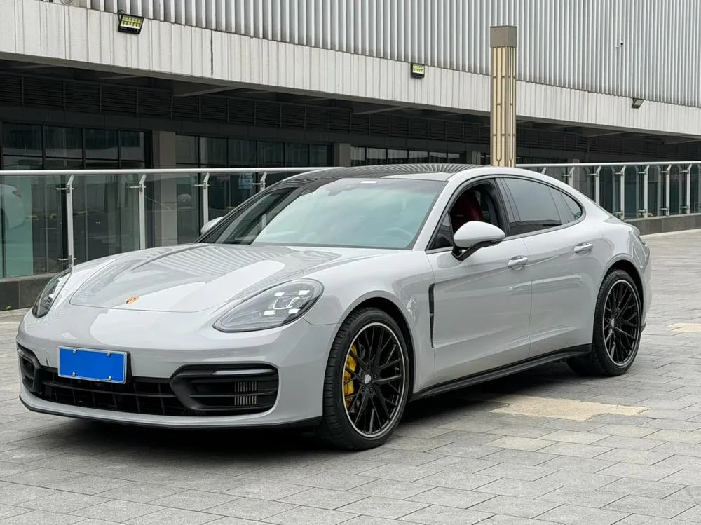 Porsche Panamera, 2021