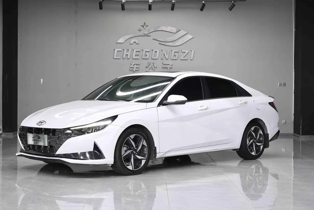 Hyundai Elantra, 2021
