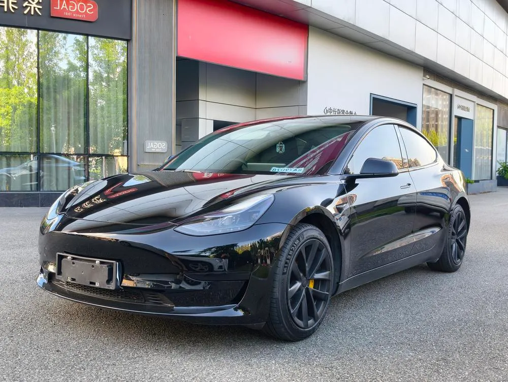 Tesla Model 3, 2023