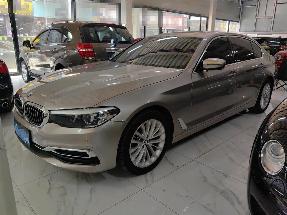 BMW 5-Series, 2020