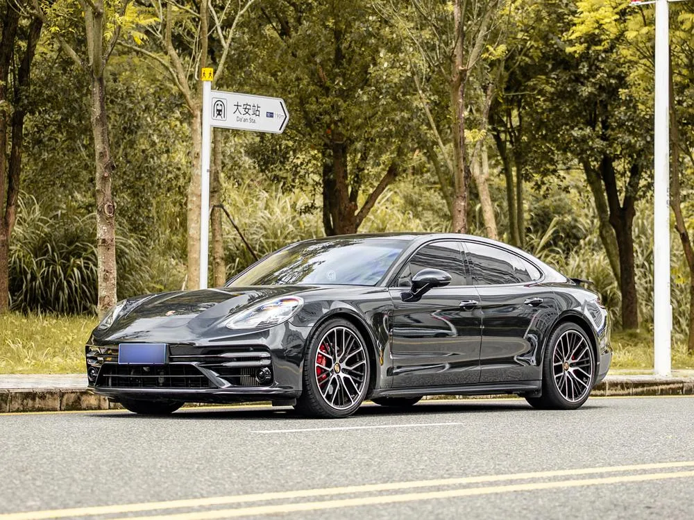 Porsche Panamera, 2017