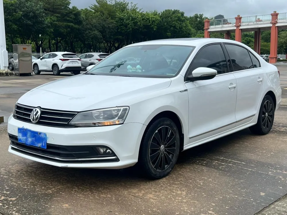 Volkswagen Sagitar, 2017