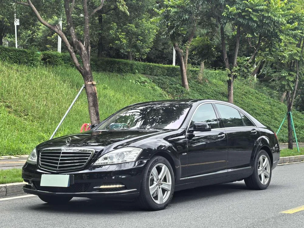Mercedes-Benz S-Class, 2011