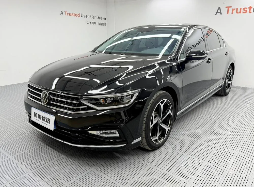 Volkswagen Magotan 200 Anniversary Edition 280TSI DSG Leading Version, 2023 — фото 1