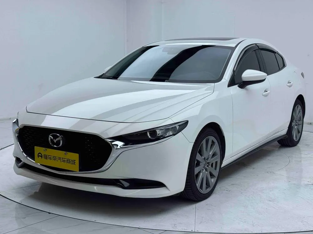 Mazda 3 Axela, 2021
