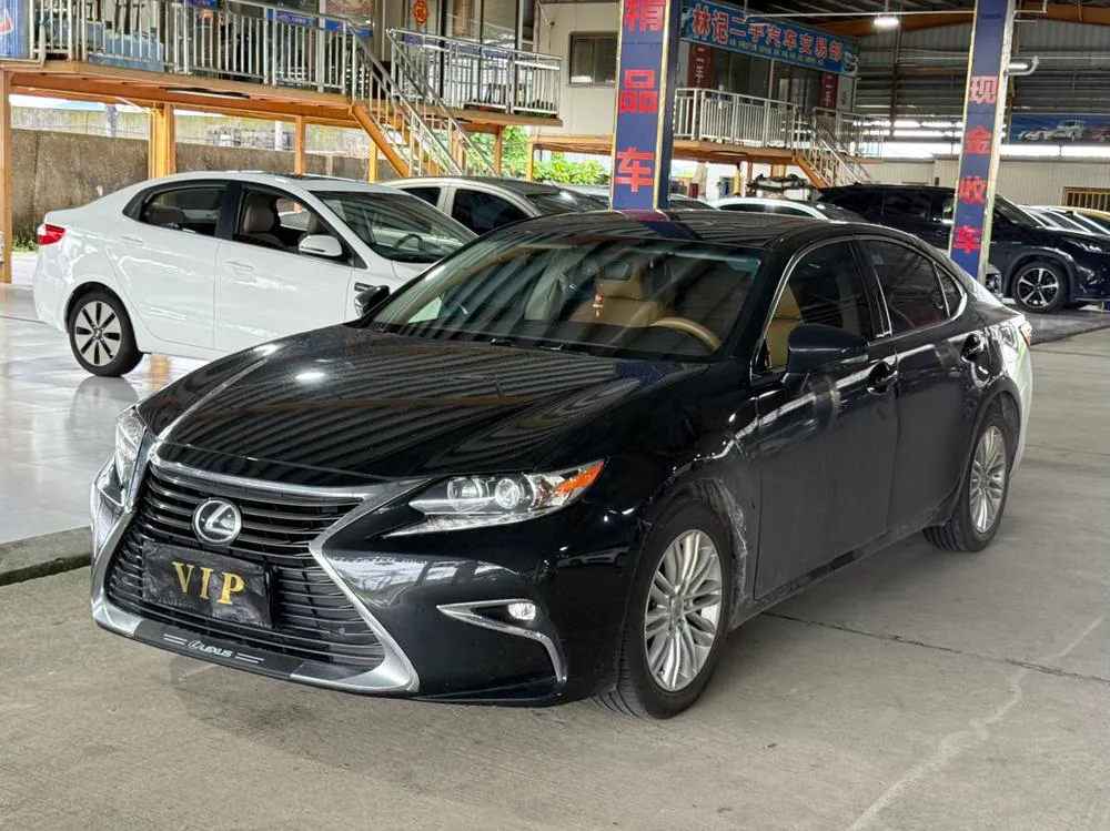 Lexus ES, 2016