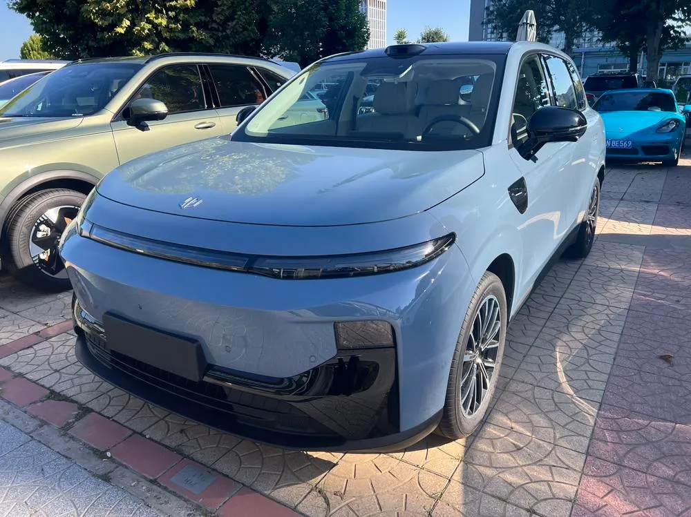 Leapmotor B10, 2025