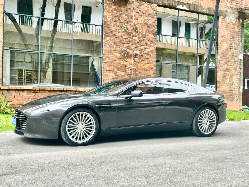 Aston Martin Rapide, 2013
