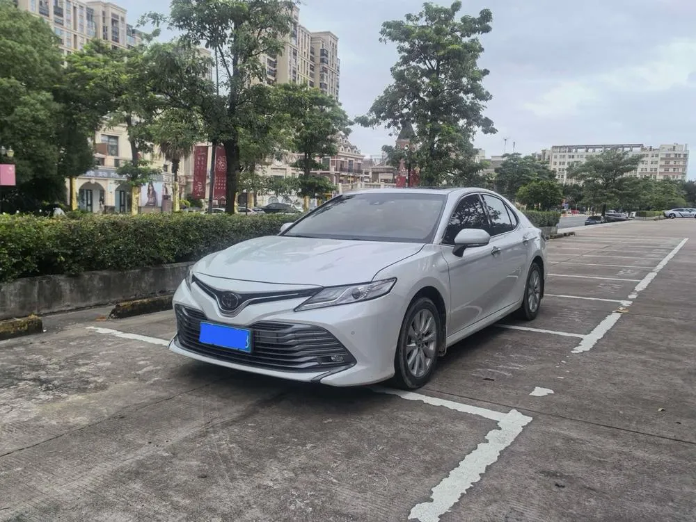 Toyota Camry, 2019