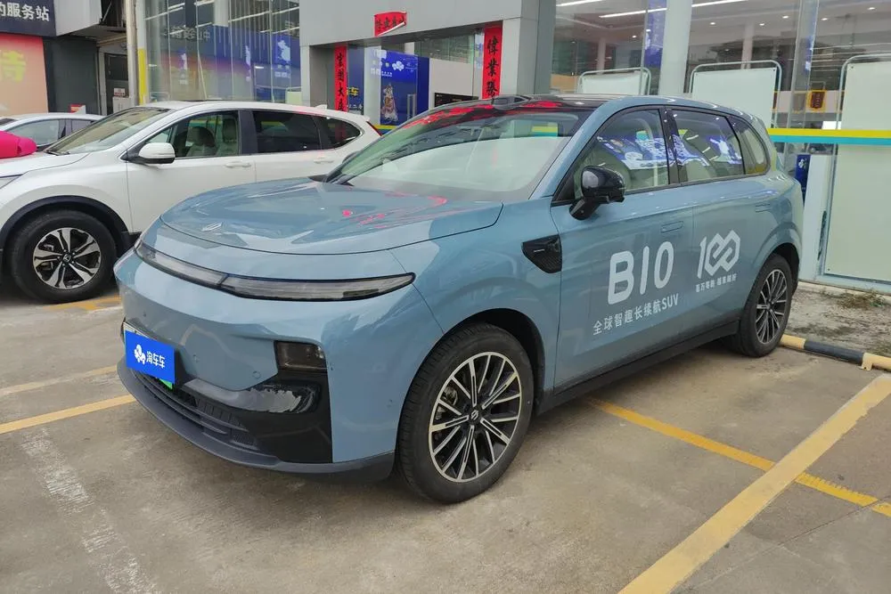 Leapmotor B10, 2025