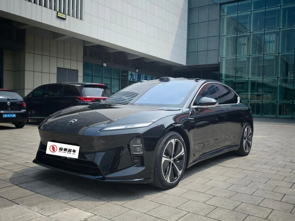 NIO ET5, 2025