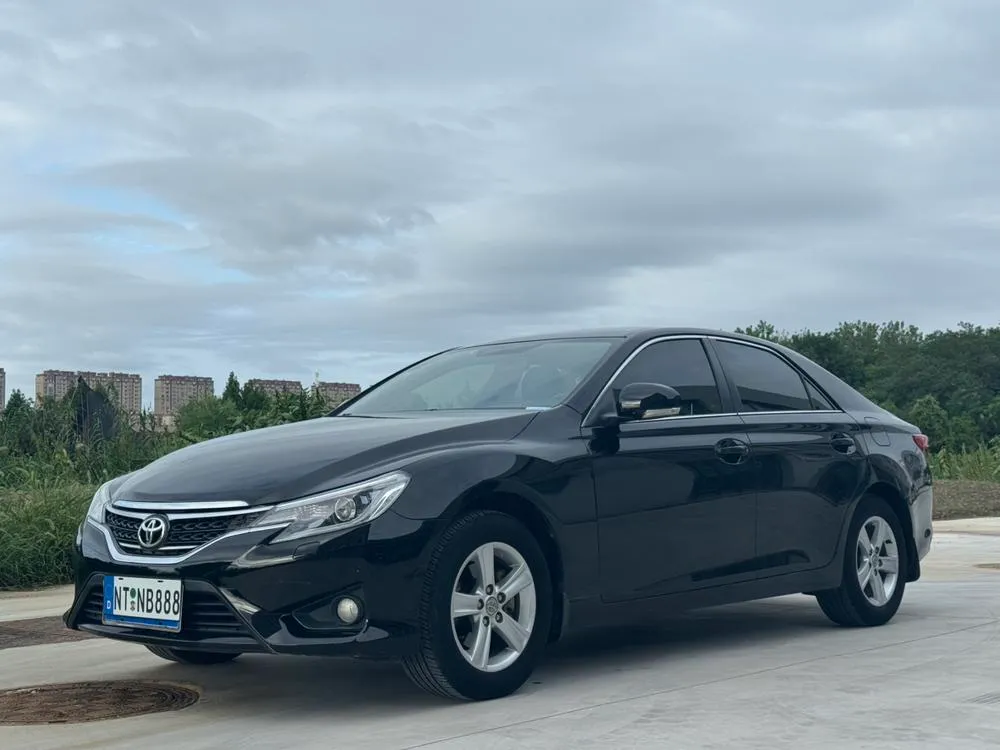 Toyota Reiz, 2013