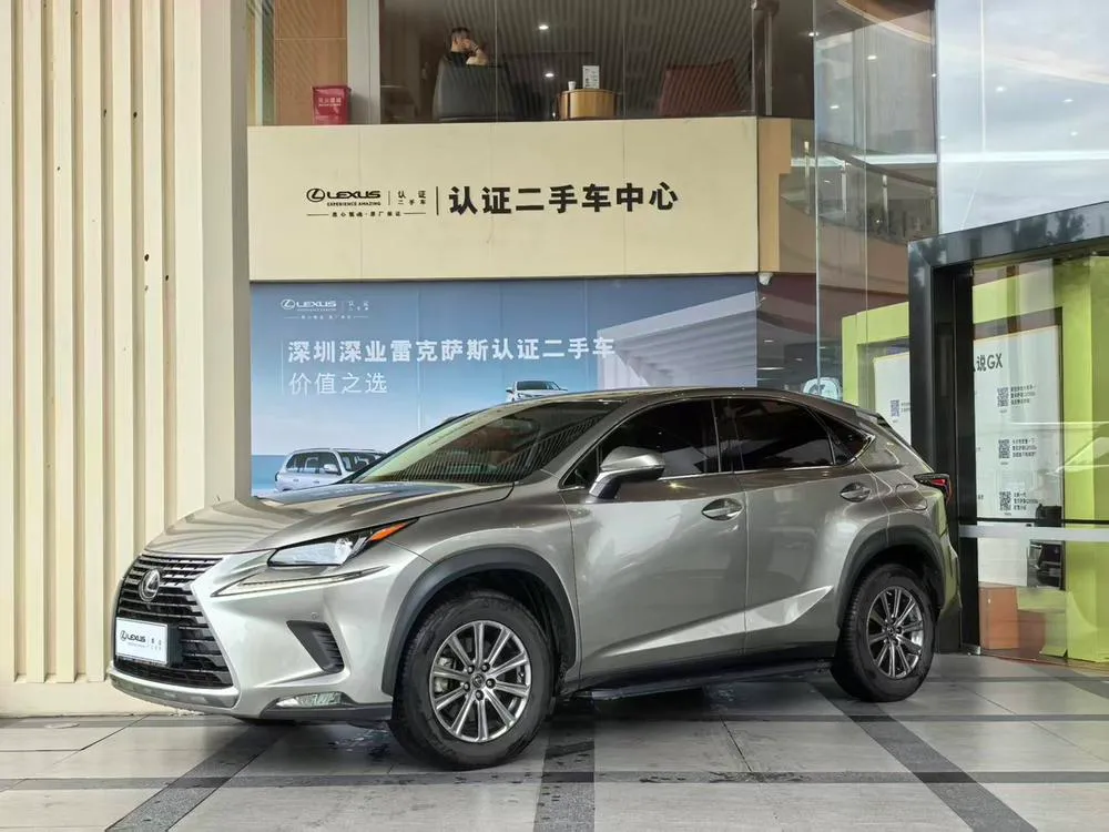 Lexus NX, 2018