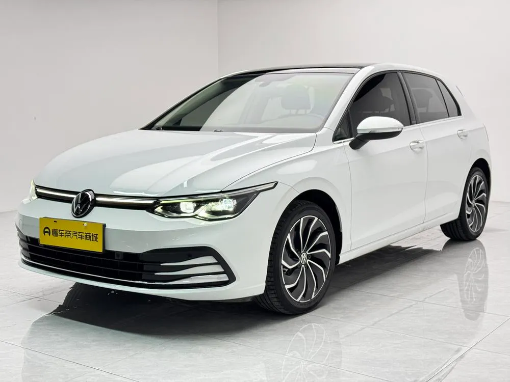 Volkswagen Golf, 2021