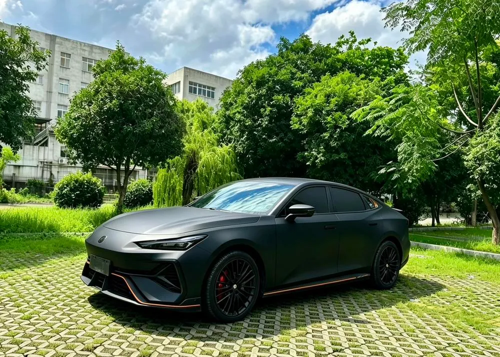 Changan UNI-V, 2025