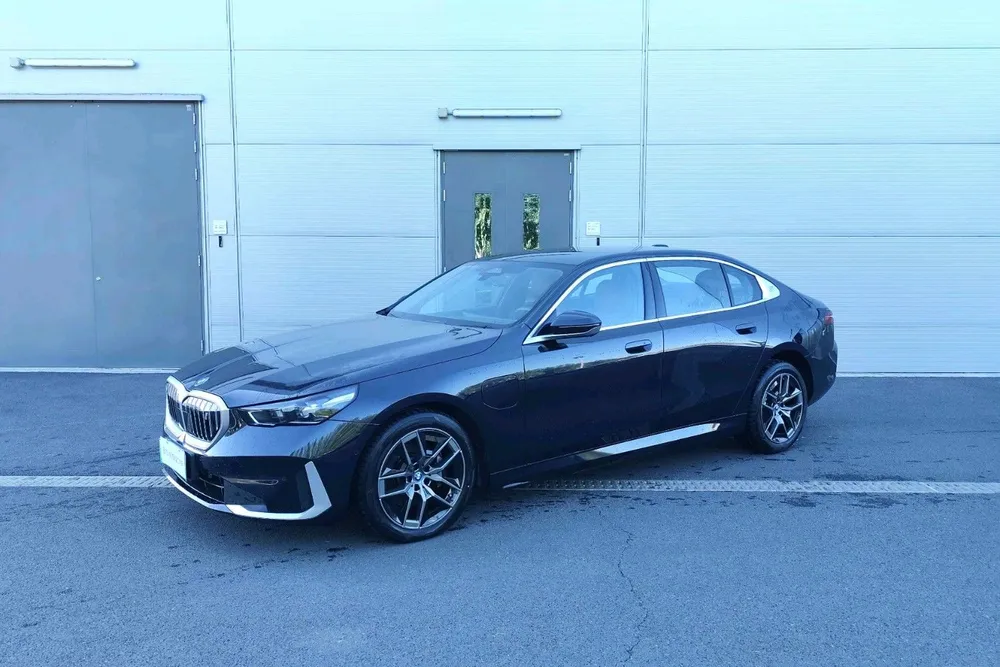 BMW i5, 2024