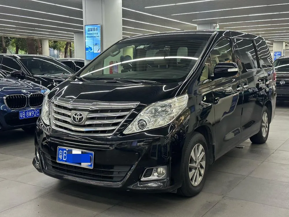 Toyota Alphard, 2012