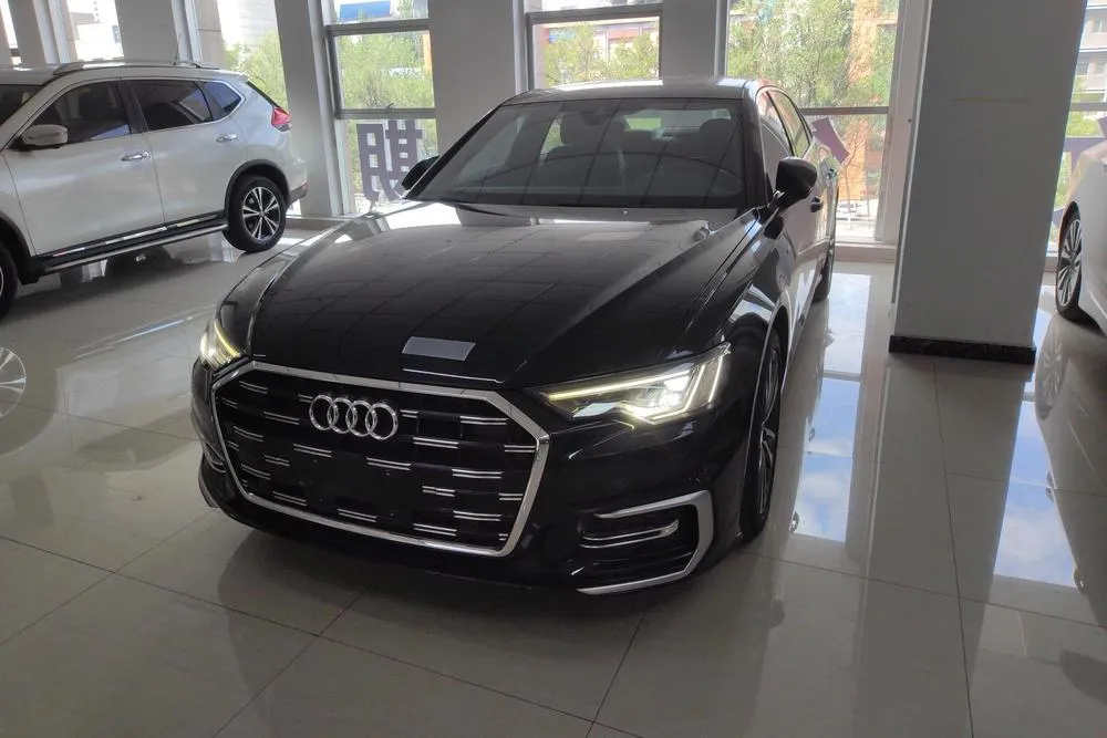 Audi A6L, 2022