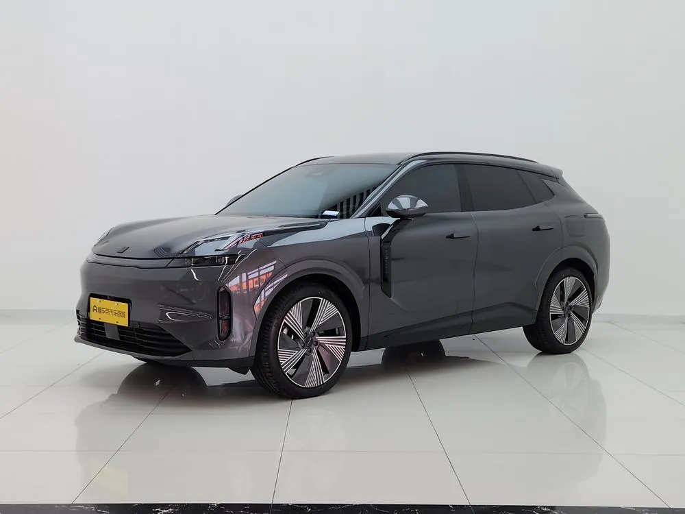 Lynk & Co 08 EM-P, 2025